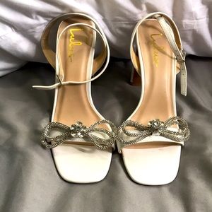 Lulus Bridal Shoes size 9